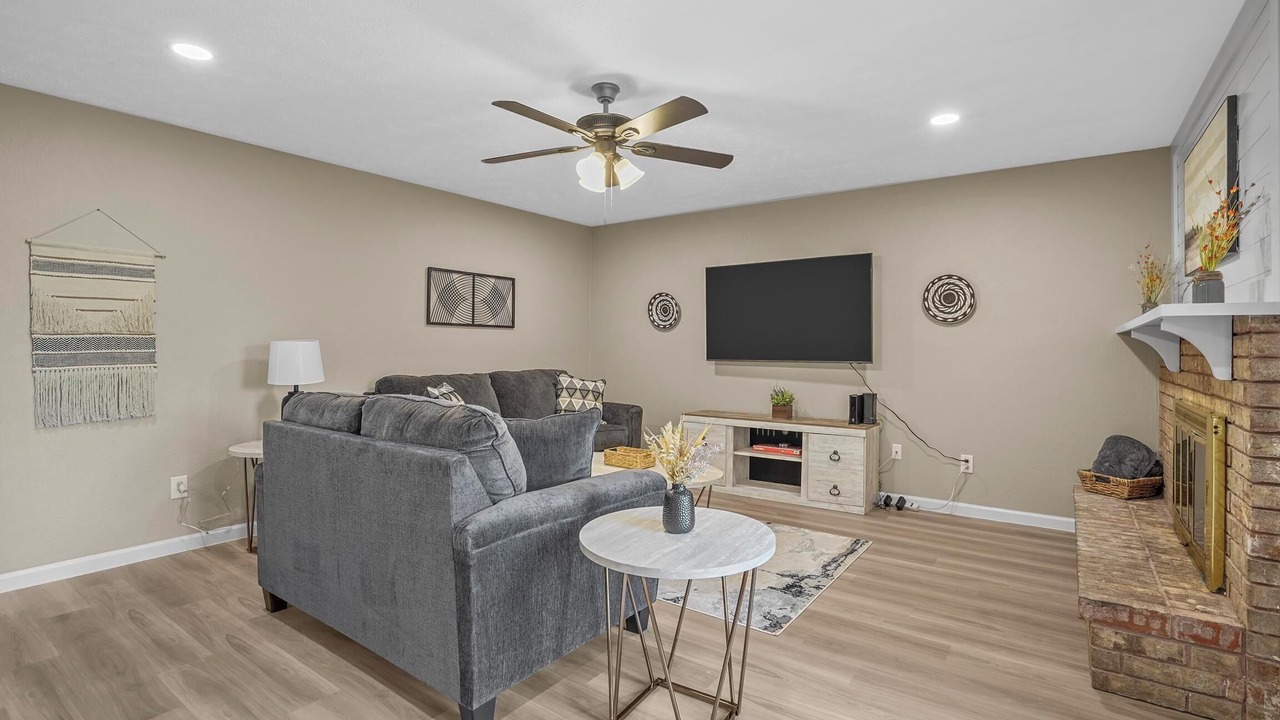 Photo of Livingroom in Bedford