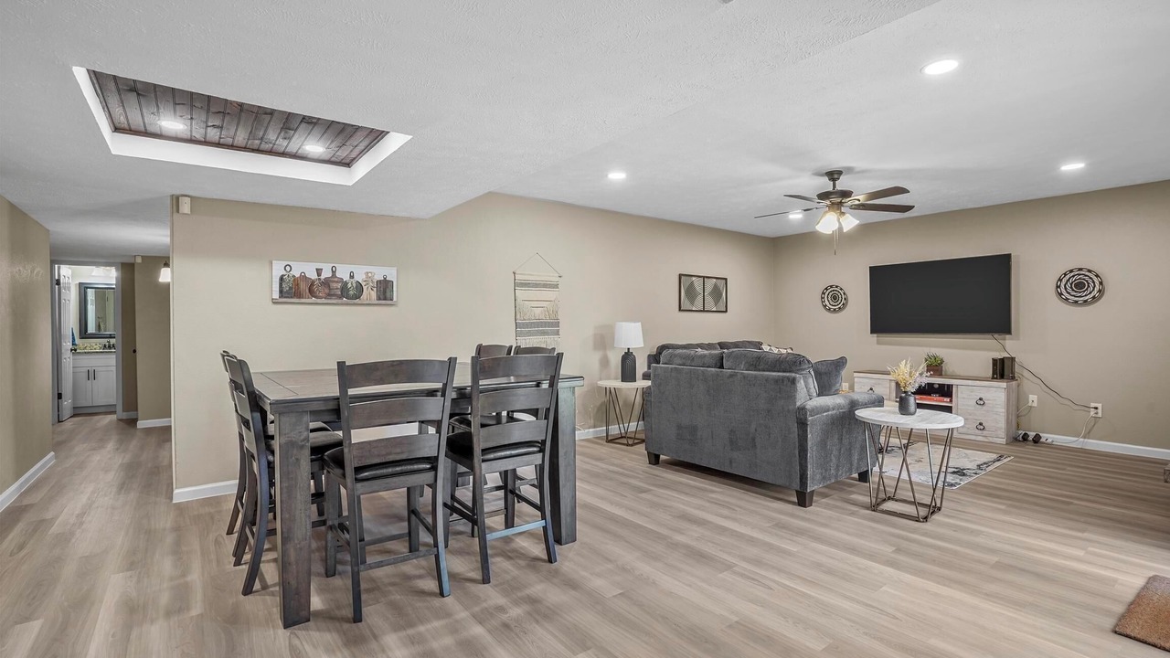Photo of Livingroom in Bedford