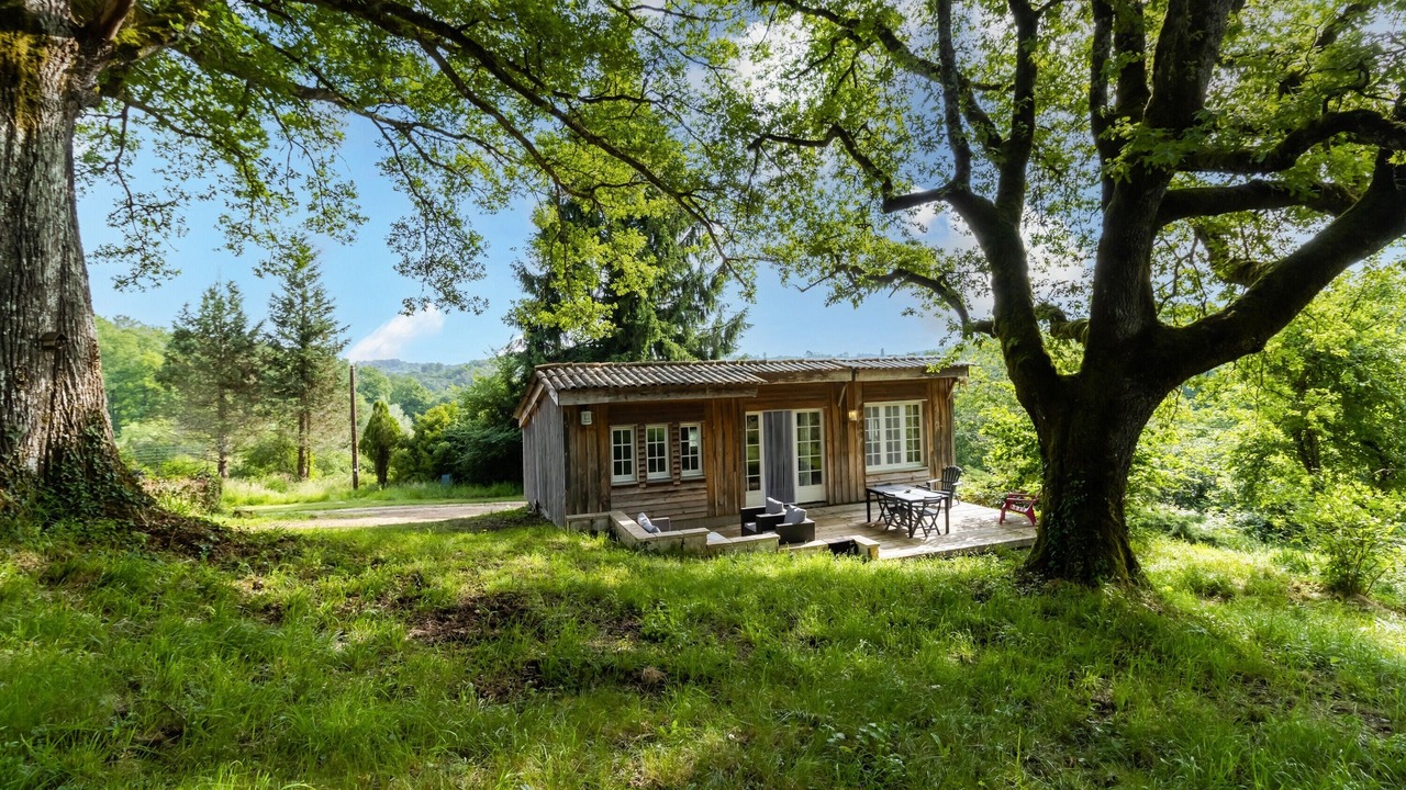 Photo of Outdoor in Saint-Cernin-de-lHerm