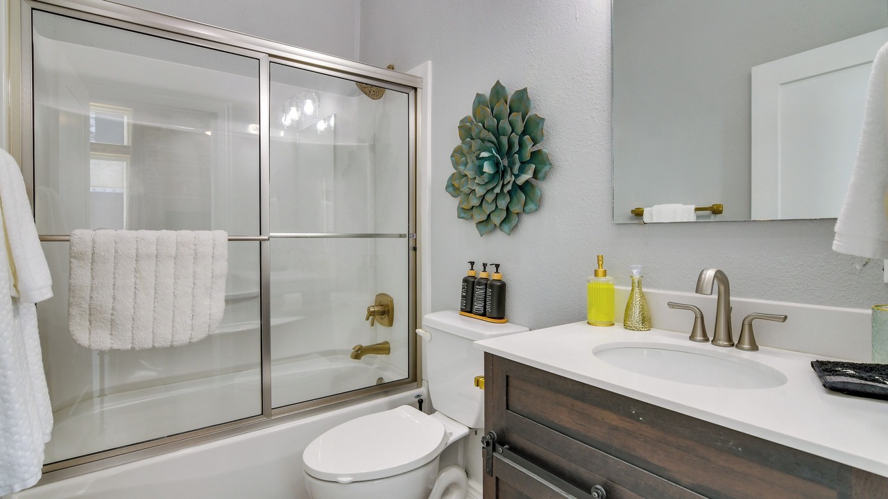 Photo of Bathroom in Monett