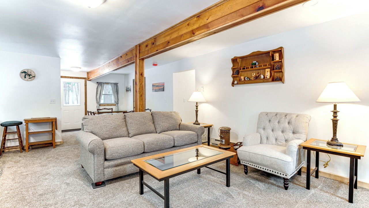 Photo of Livingroom in Laurium