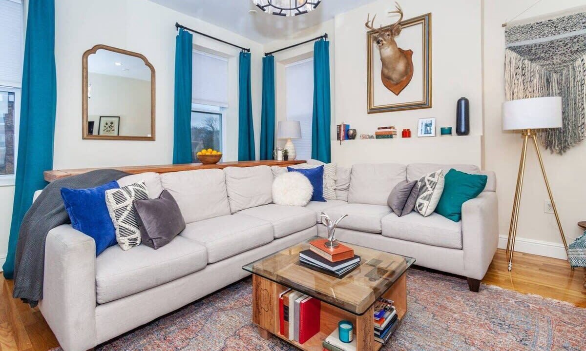 Photo of Livingroom in Highland Park