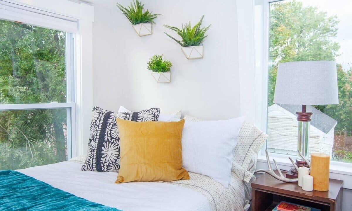 Photo of Bedroom in Highland Park