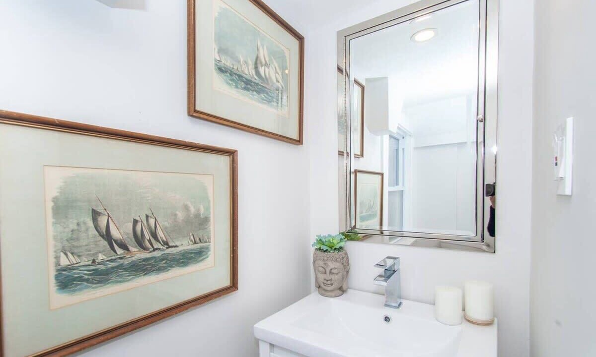 Photo of Bathroom in Highland Park