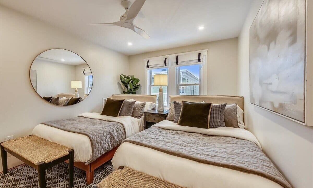 Photo of Bedroom in Upham's Corner