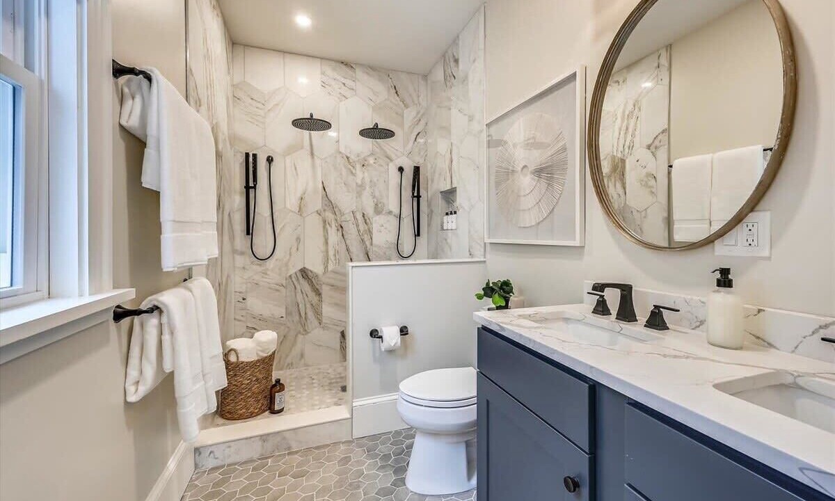Photo of Bathroom in Upham's Corner