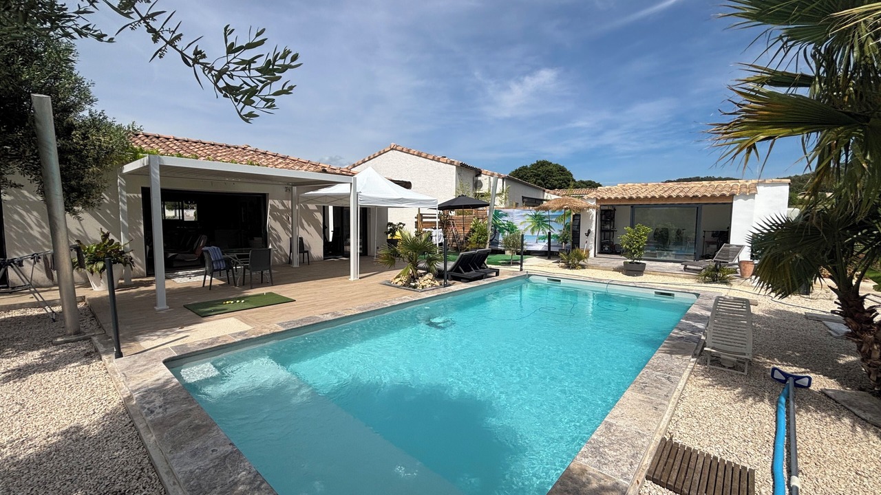 Photo of Outdoor in Montmirat