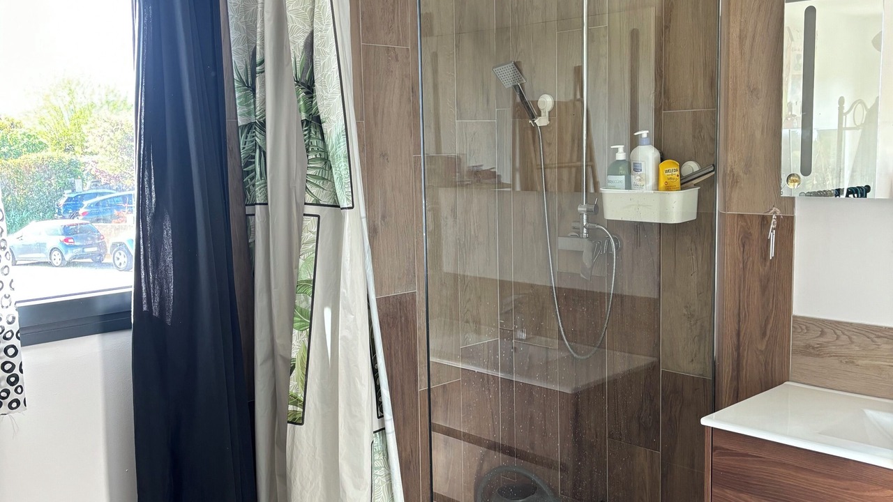 Photo of Bathroom in Montmirat