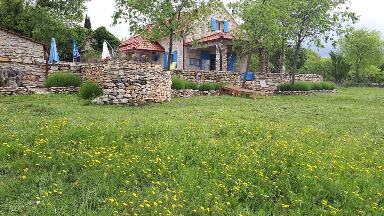 Photo of Outdoor in Oklaj
