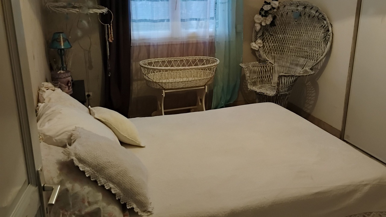 Photo of Bedroom in Thuir