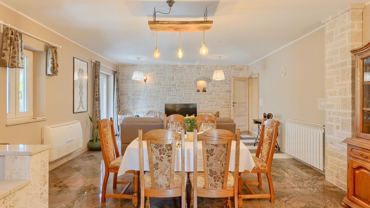 Photo of Livingroom in Beram