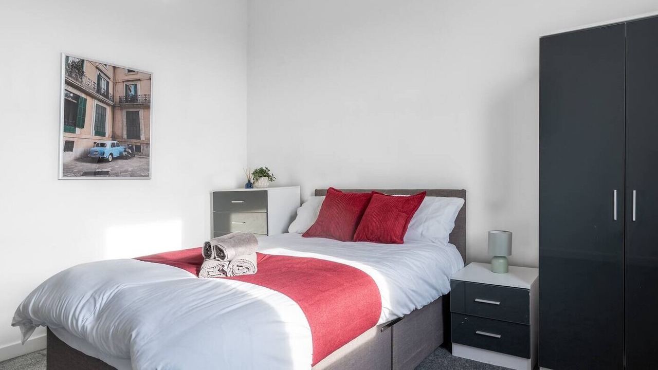 Photo of Bedroom in Rusholme