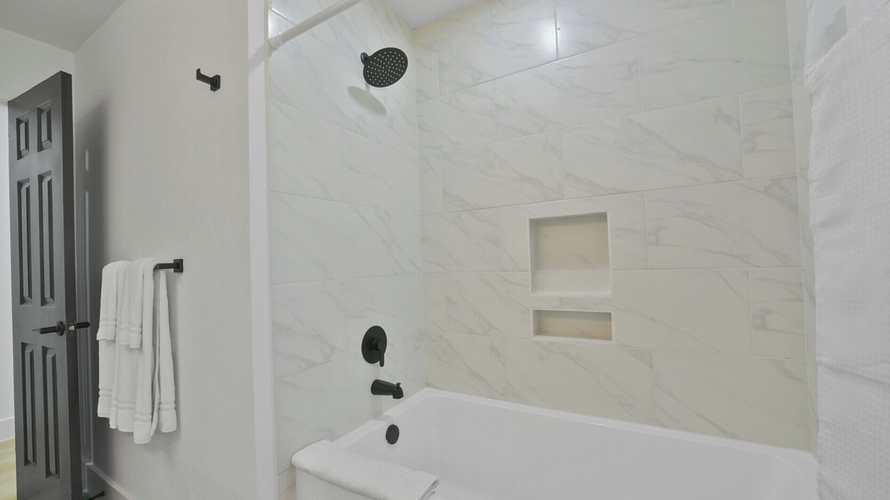Photo of Bathroom in Garden Oaks