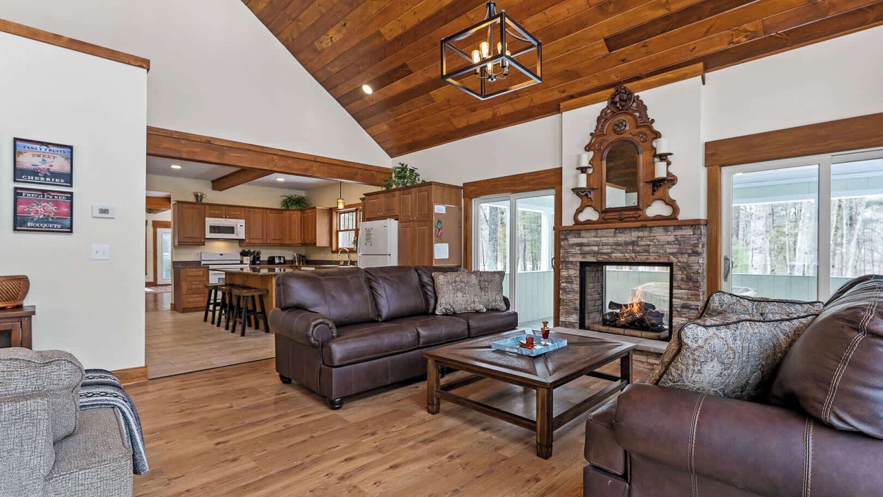 Photo of Livingroom in Kendall