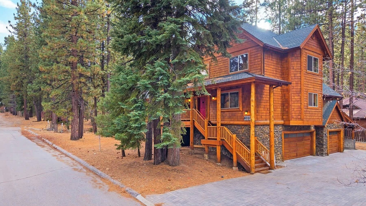 Photo of Outdoor in Summit Estates
