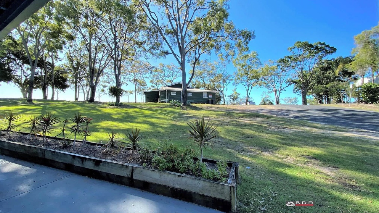 Photo of Outdoor in Traviston