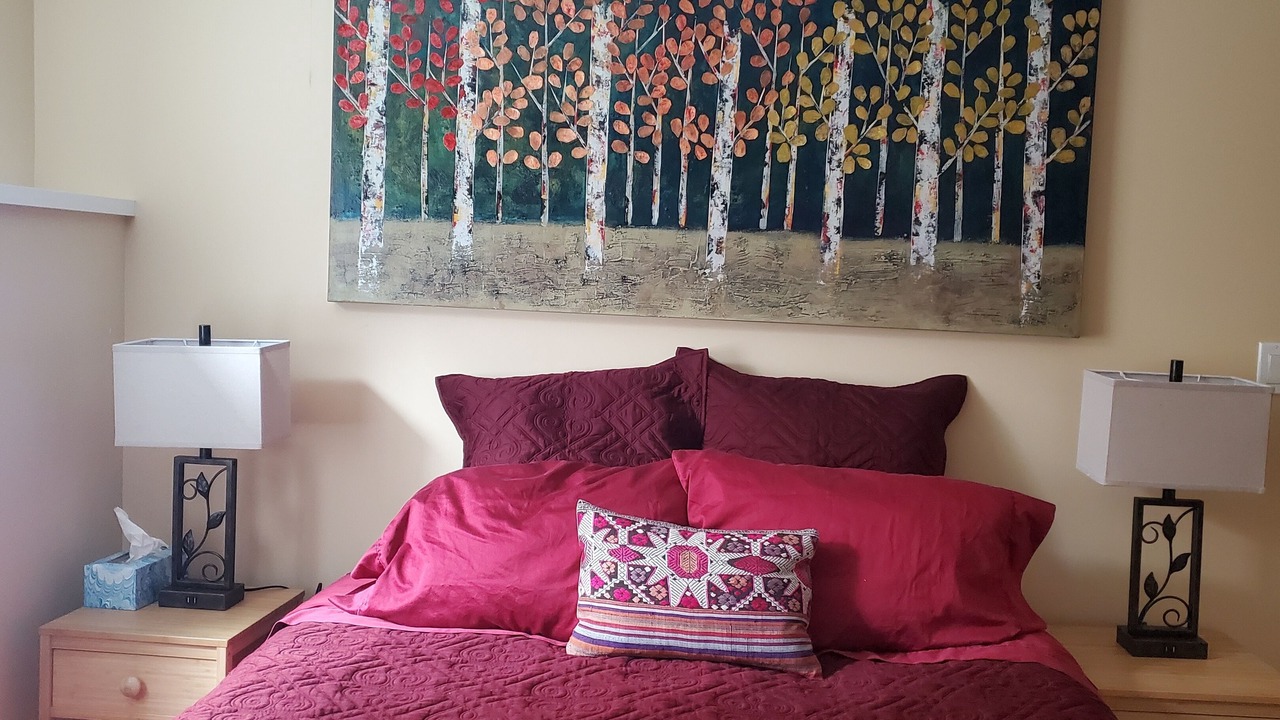 Photo of Bedroom in Evanston