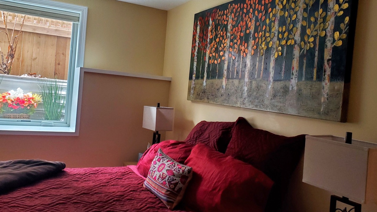 Photo of Bedroom in Evanston
