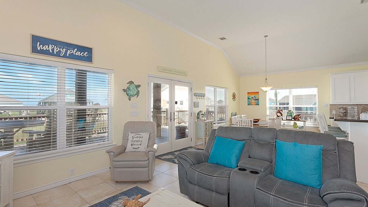 Photo of Livingroom in Port Bolivar
