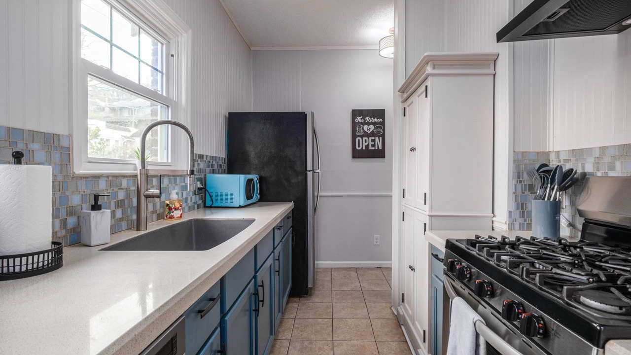 Photo of Kitchen in Crestline Heights