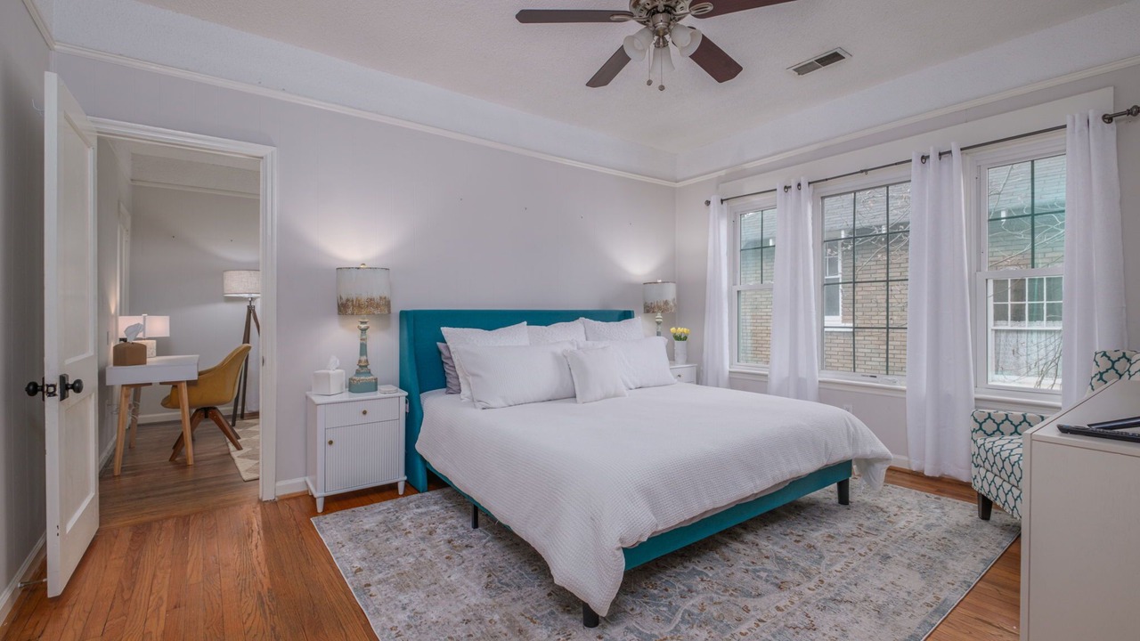 Photo of Bedroom in Crestline Heights