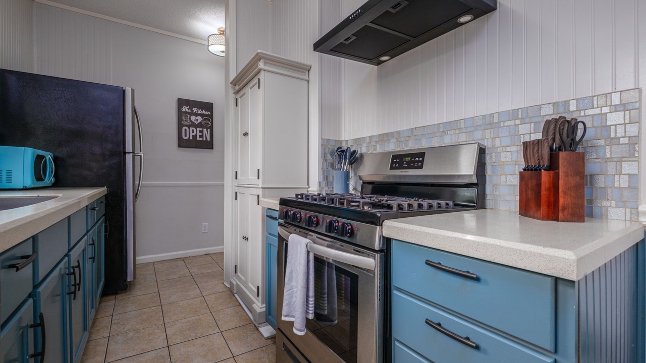 Photo of Kitchen in Crestline Heights