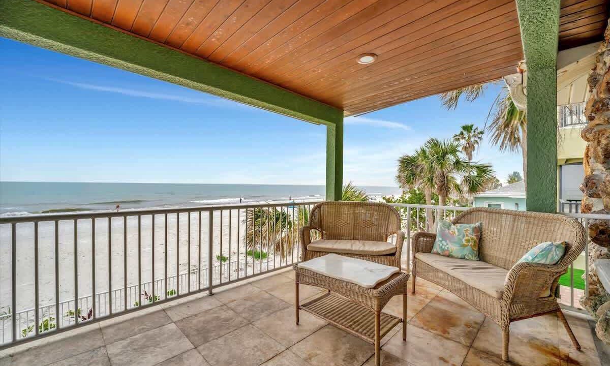 Photo of Patio Balcony in Independence Square
