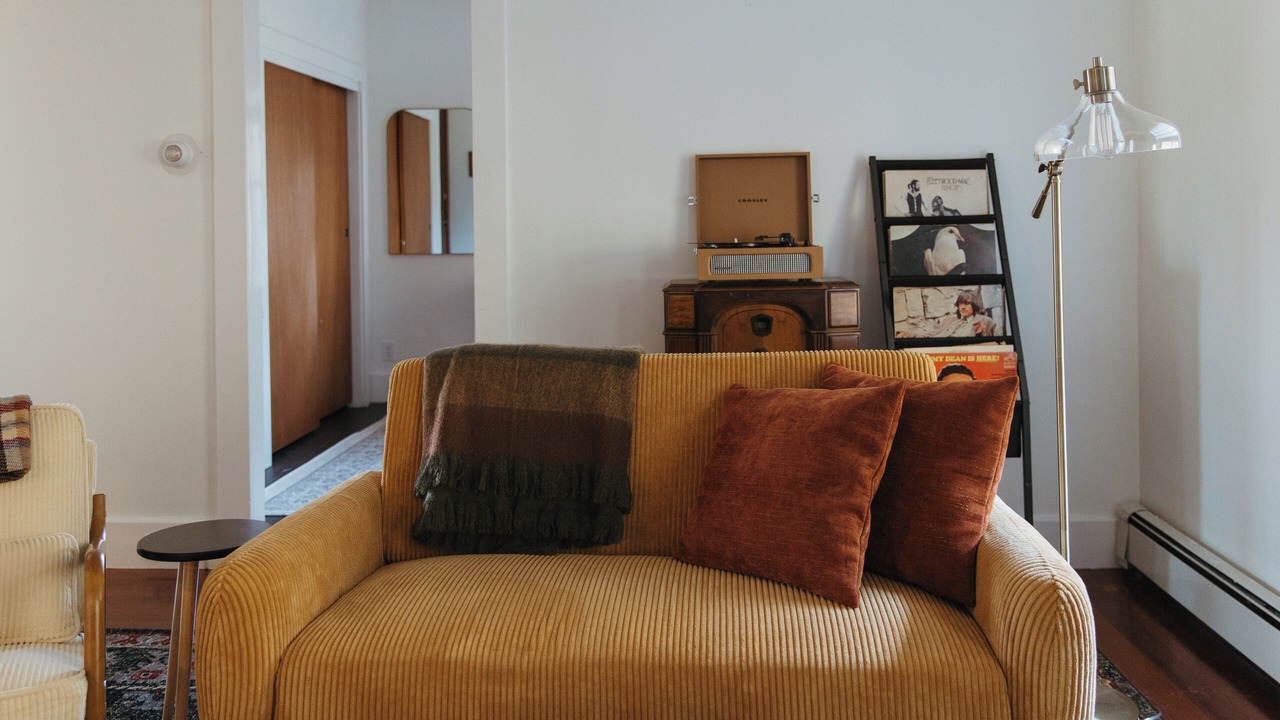 Photo of Livingroom in Maynard