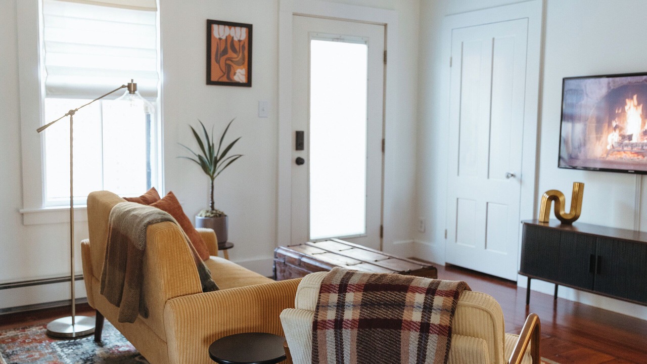 Photo of Livingroom in Maynard