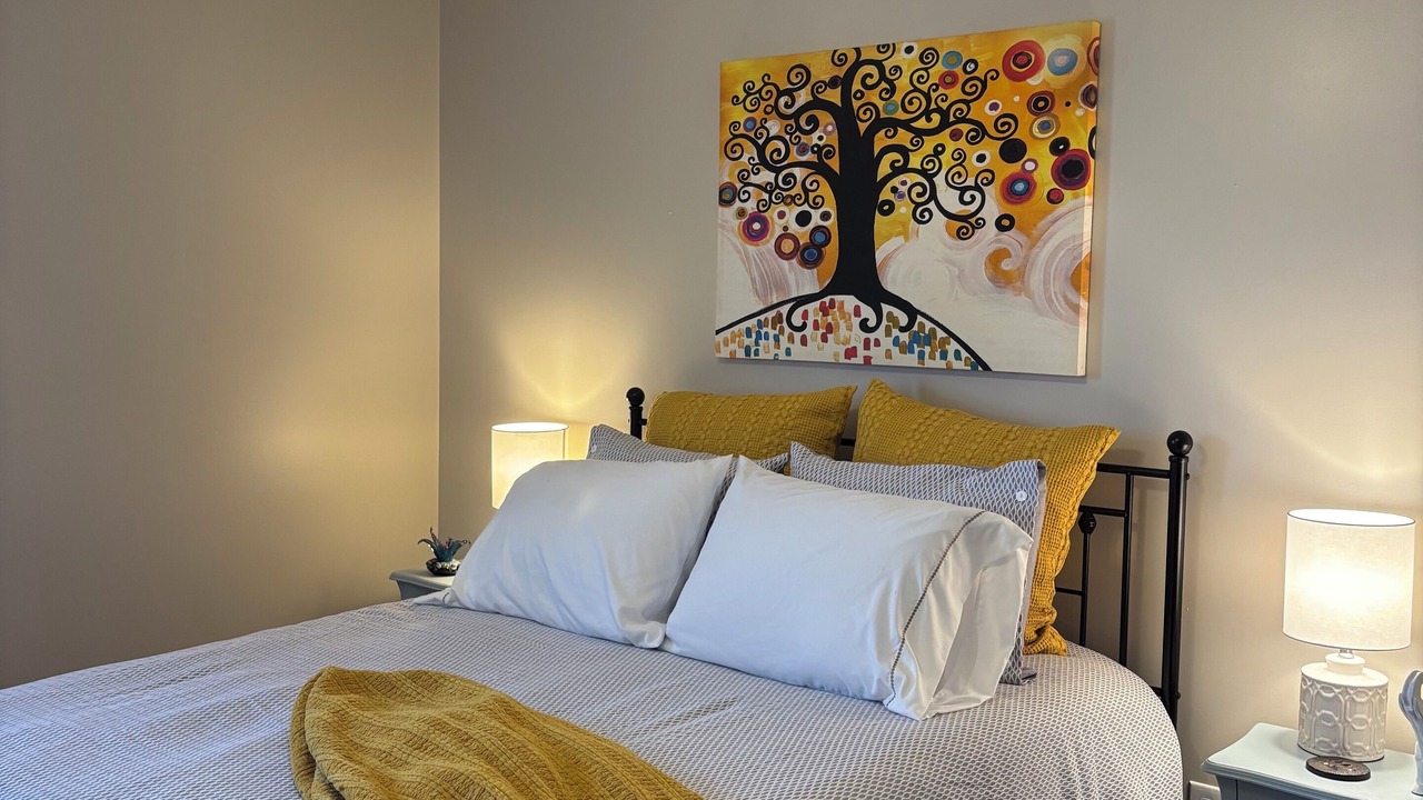 Photo of Bedroom in Lone Rock