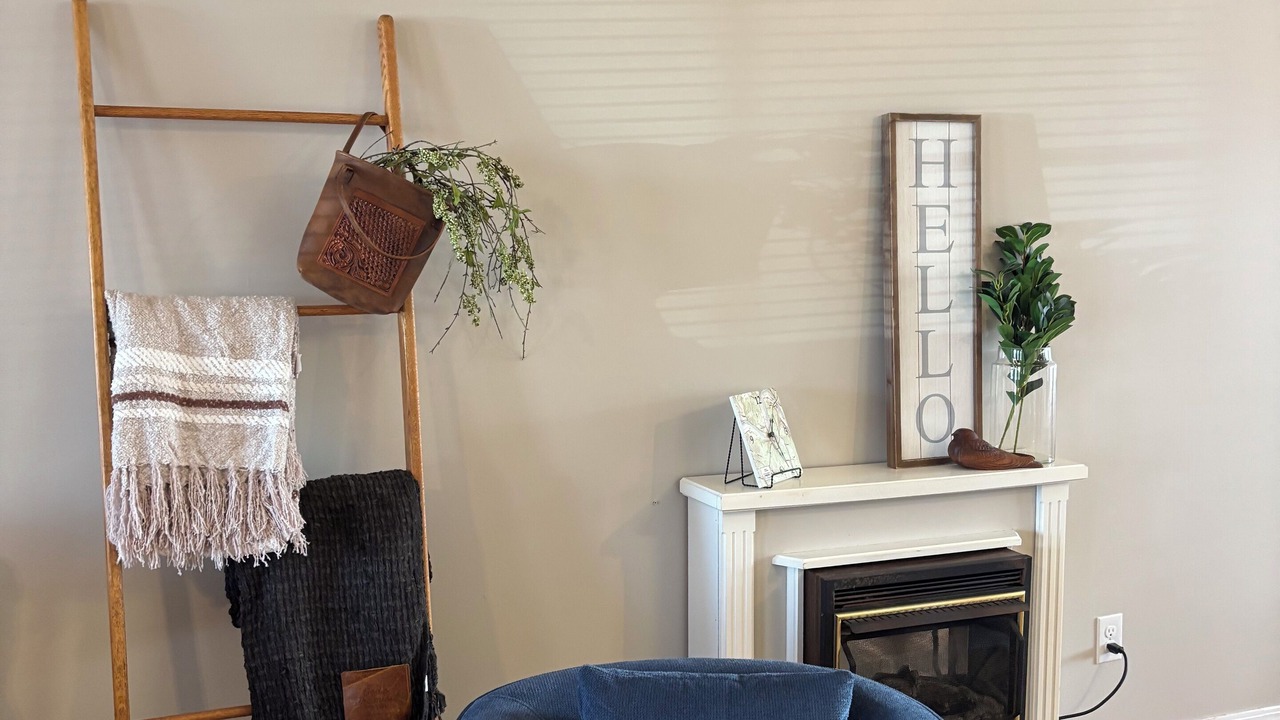Photo of Livingroom in Lone Rock
