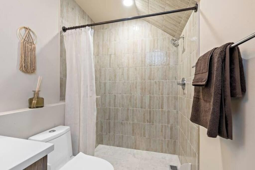 Photo of Bathroom in North Beacon Hill