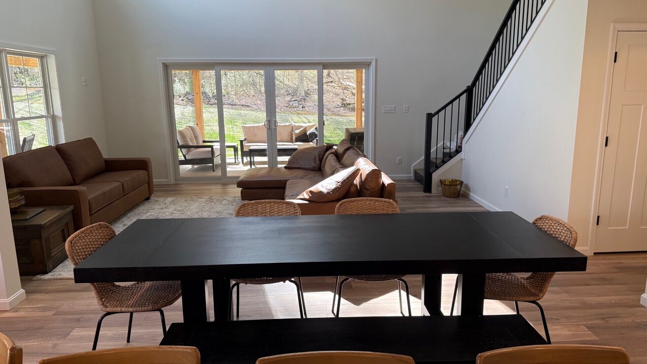Photo of Livingroom in Andersonville