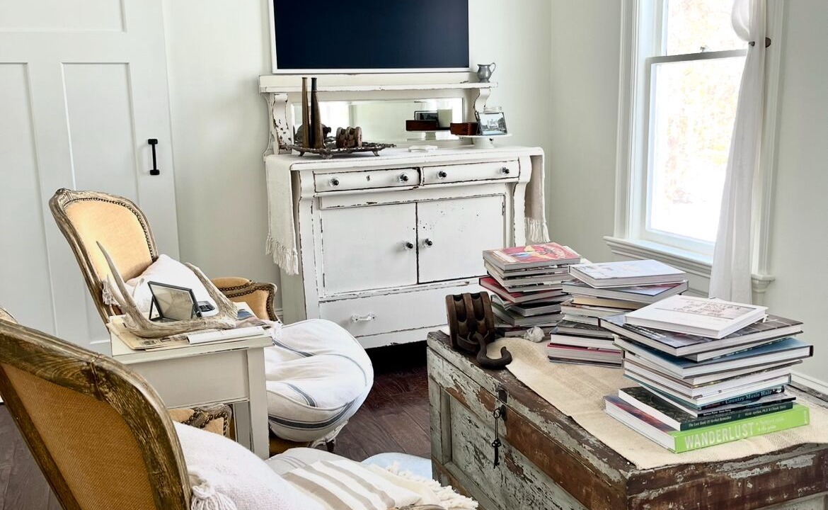 Photo of Livingroom in Lakewood