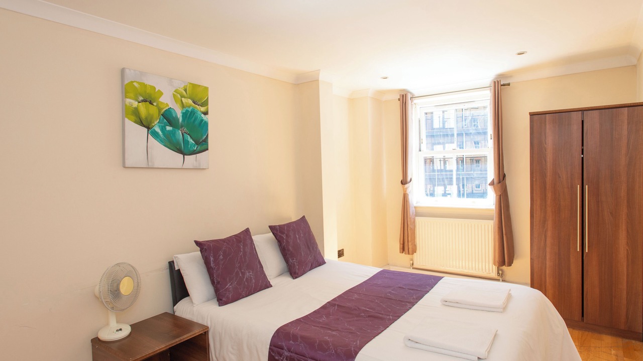 Photo of Bedroom in South Bank