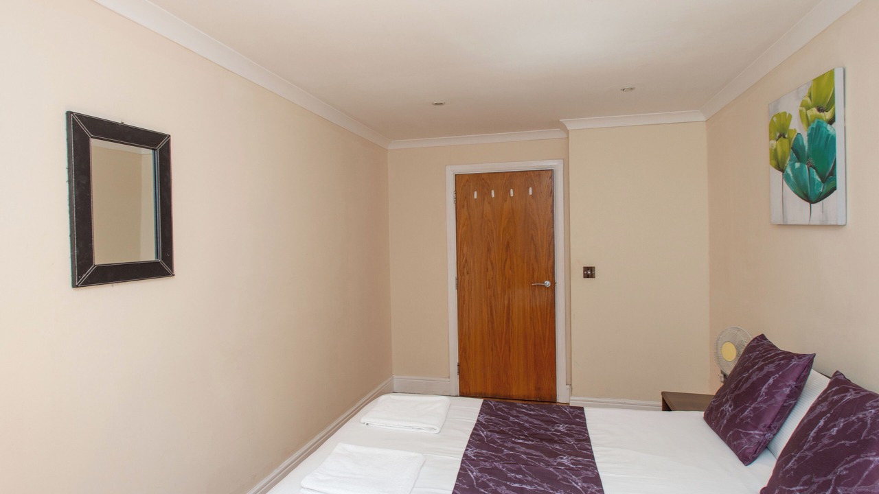 Photo of Bedroom in South Bank