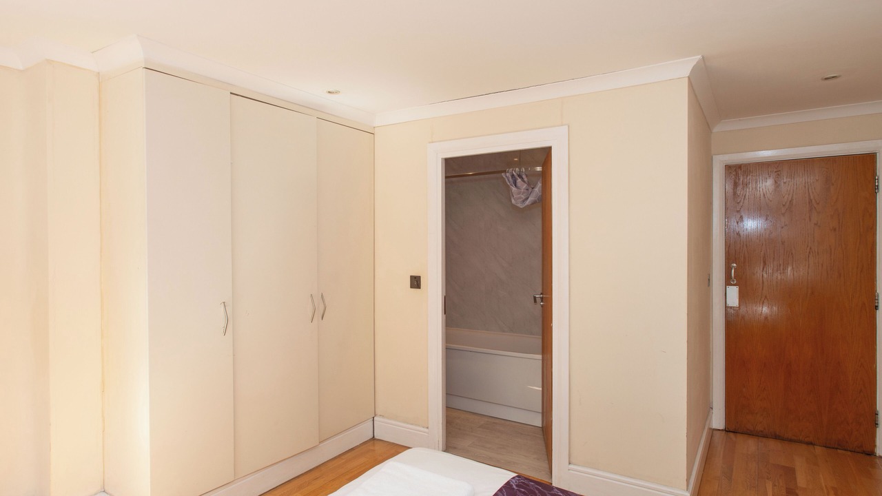 Photo of Bedroom in South Bank