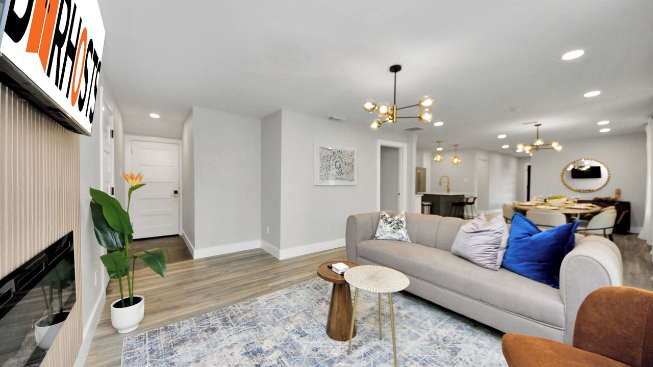 Photo of Livingroom in Garden Oaks