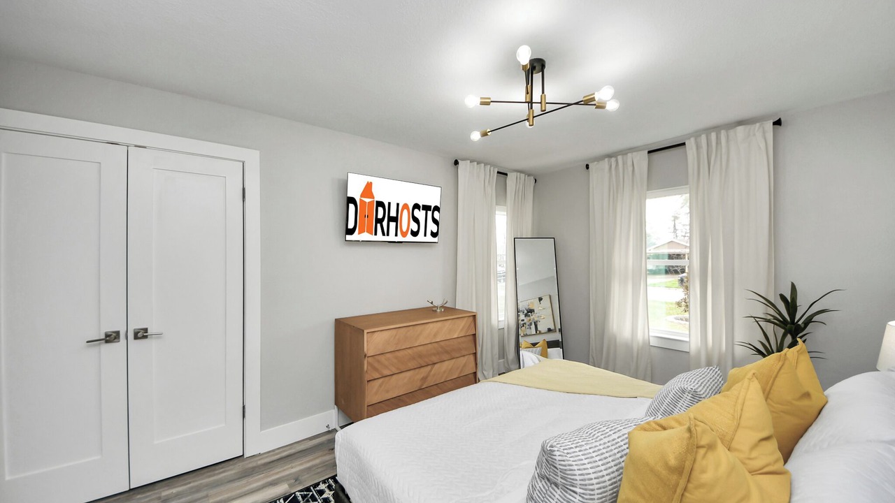 Photo of Bedroom in Garden Oaks