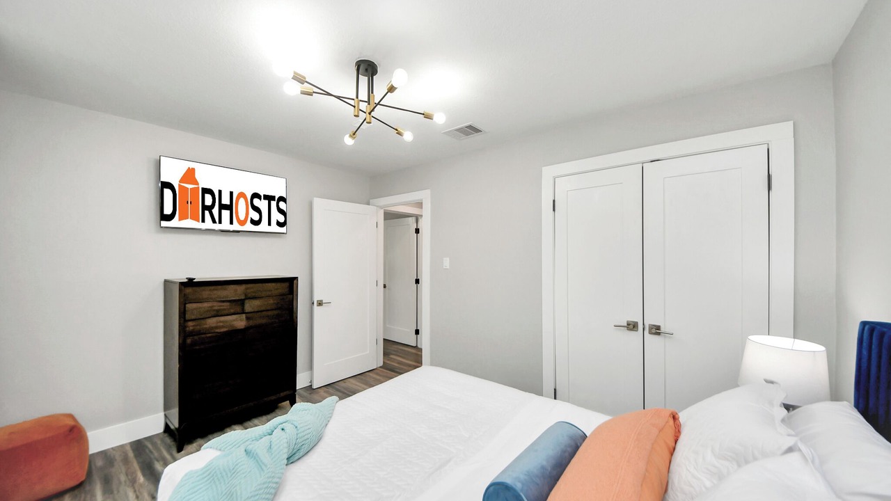 Photo of Bedroom in Garden Oaks