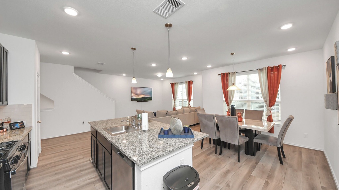Photo of Kitchen in Spring Branch West