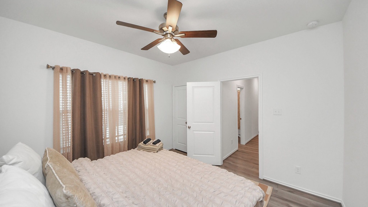 Photo of Bedroom in Spring Branch West