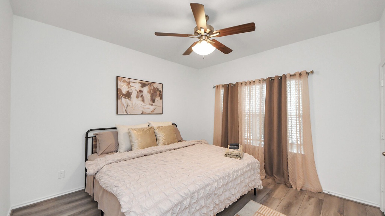 Photo of Bedroom in Spring Branch West