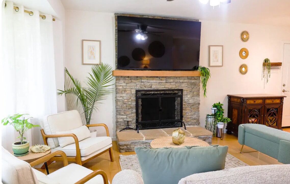 Photo of Livingroom in Chesapeake