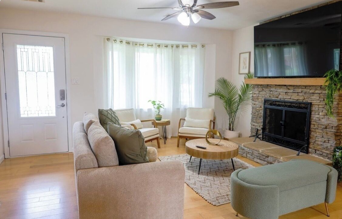 Photo of Livingroom in Chesapeake