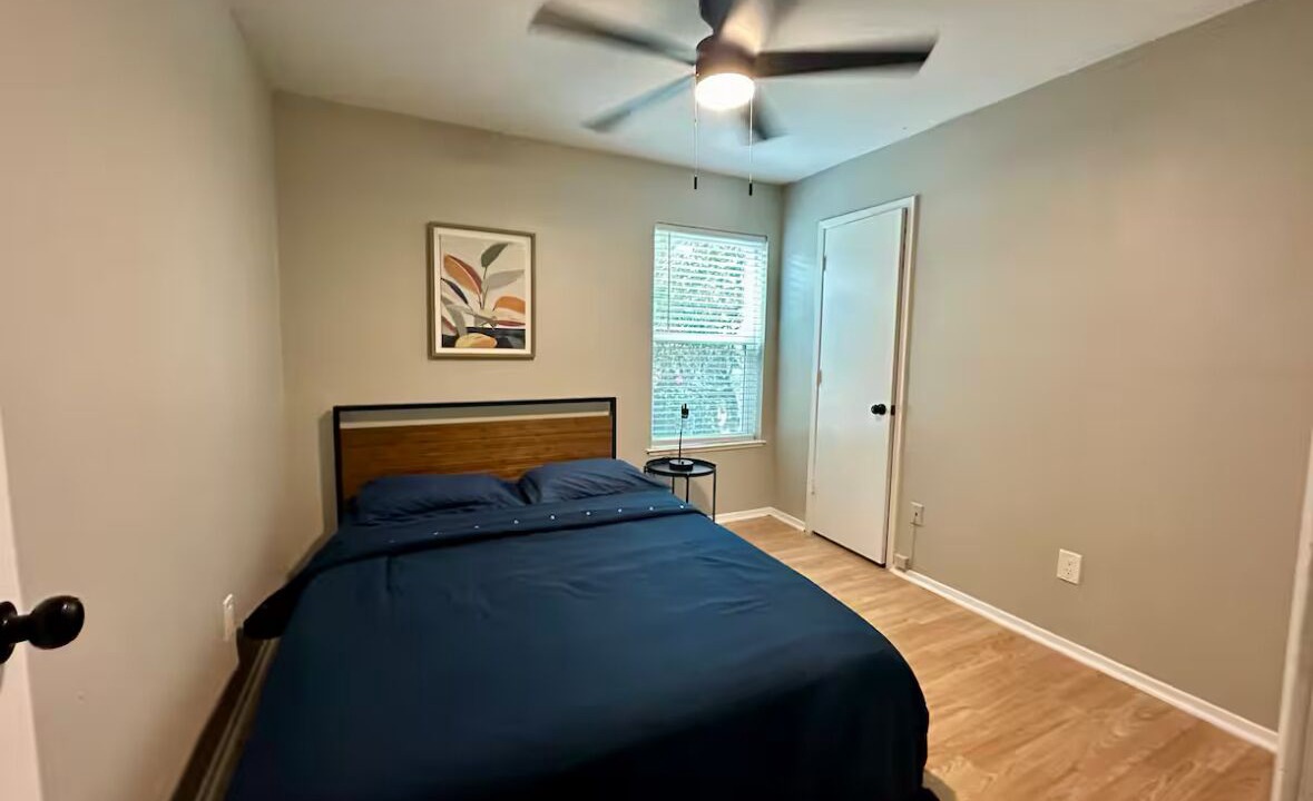 Photo of Bedroom in Central Arlington