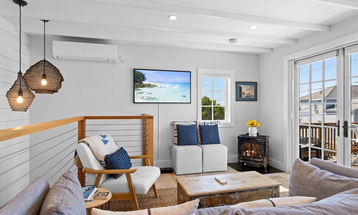 Photo of Livingroom in Rockland