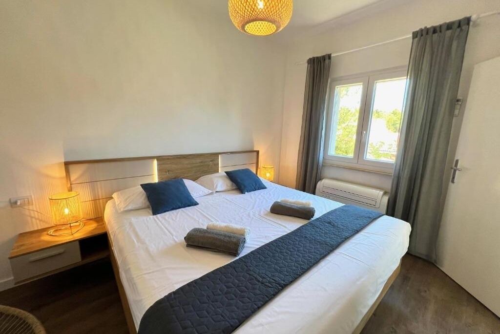 Photo of Bedroom in Sumartin