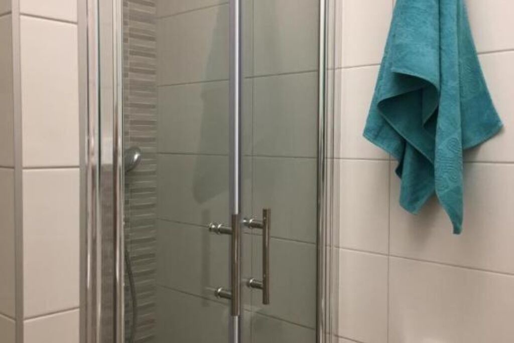 Photo of Bathroom in Sumartin
