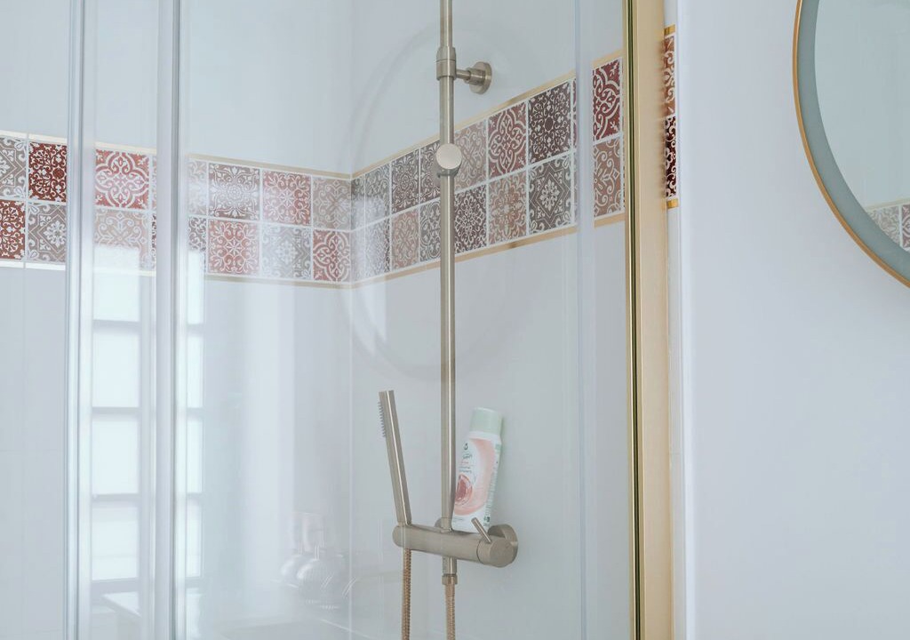 Photo of Bathroom in Centre